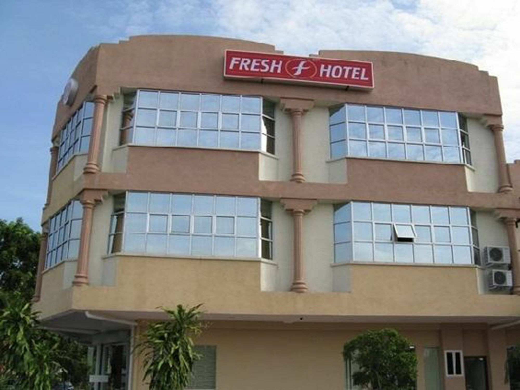 Fresh Hotel Bercham Ipoh Exterior foto